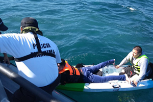 Armada rescató a kayakistas en sector de Laguna Verde
