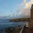 El Faro Mataroa tiene como características ser autosustentable y culturalmente armónico con Rapa Nui