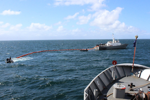 En bahía de Puerto Montt se realizó por primera vez ejercicio de simulacro "Corsaquin"