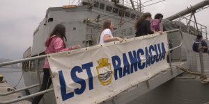 Armada trasladó a último grupo de pasajeros a Juan Fernández este 2017