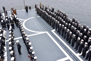 Contraalmirante Jorge Ugalde asume como Comandante en Jefe de la Escuadra