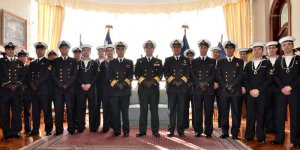 Dotaciones salientes de la Gobernación Marítima de la Antártica Chilena Bahía Fildes y Base Naval “Arturo Prat”