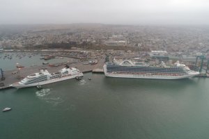 Armada realizó operativo ante llegada simultánea de los 2 cruceros más grandes de la temporada