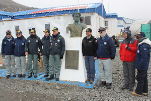 Delegación de la Armada de Colombia visitó la Antártica