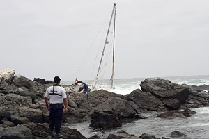 Armada evitó derrame de combustible en cercanías de la Reserva Nacional Pingüinos de Humboldt