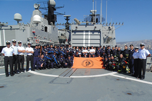 Fragata "Riveros" recibe visita de reclutas de la Escuela Naval “Arturo Prat”