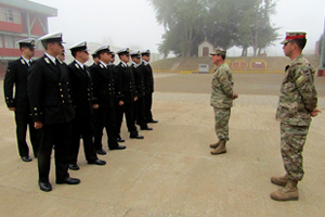 Cadetes de la Escuela Naval comenzaron el curso de "Combatiente Básico Anfibio" de la Infantería de Marina