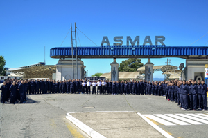 Reclutas de la Escuela de Grumetes visitaron ASMAR Talcahuano