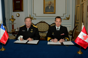 Con nuevos acuerdos de intercambio finalizó reunión bilateral entre la Armada de Chile y Canadá