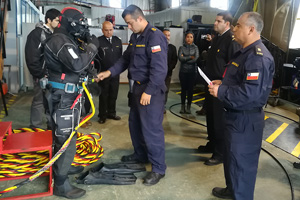 Personal del Hospital San Vicente de Arauco conoció el trabajo de la Partida de Salvataje de la Base Naval Talcahuano