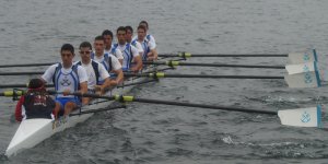 Seleccionado de Remo de la Escuela Naval participó en regata "Héroes de Iquique"