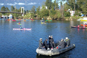 "Regata Bicentenario" convocó a kayakistas de toda la región de Aysén