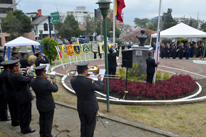En Ecuador se conmemoraron las Glorias Navales y el Bicentenario de la Armada
