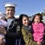 Los familiares de la dotación se despidieron de sus seres queridos quienes estarán fuera del puerto base hasta Septiembre.