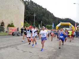 Atletas de diversos lugares del país participaron en la corrida "Mes del Mar" en Talcahuano