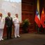 Conmemoración del Bicentenario de la Armada y del día de las Glorias Navales en China