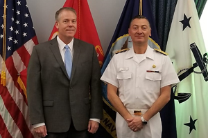 Contralor de la Armada de Chile visita Estados Unidos