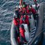 Ministro de Defensa se interiorizó en las tareas y labores que realiza la Armada en la región de Magallanes