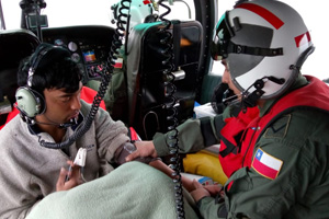 Helicóptero naval rescató a pescador artesanal que sufrió complicaciones cardíacas en una embarcación