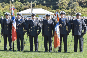 Escuela de Grumetes recibió un nuevo Estandarte Nacional