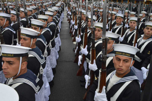 Armada conmemoró los 208 años de la Primera Junta Nacional de Gobierno