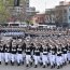 Más de 2.300 efectivos navales desfilaron en honor a las Glorias del Ejército