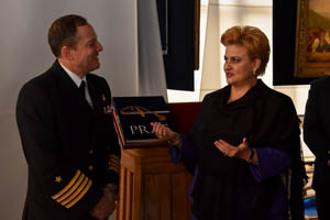 Director de la Escuela Naval "Arturo Prat" recibió visita de Vice Primer Ministra de Rumania