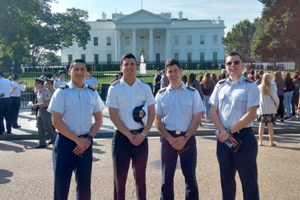 Brigadieres de la Escuela Naval viajaron a Estados Unidos para recibir capacitación profesional
