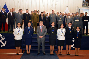 Ministro de Defensa presidió Gala Deportiva Militar en la Escuela Naval