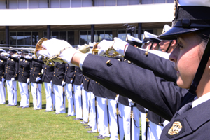 79 nuevos oficiales se graduaron de la Escuela Naval "Arturo Prat"