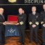 Ceremonia de entrega de la capa del Comandante Arturo Prat a la Escuela Naval