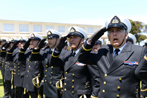 Suboficiales Mayores y Condestable Mayor de la Armada que se acogieron a retiro fueron despedidos por la Institución