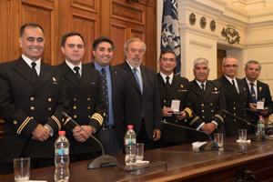 Radio Naval recibió reconocimiento del Senado por su labor informativa sobre la crisis del Canal Beagle de 1978