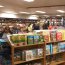 El barco librería más grande del mundo ya está en Valparaíso