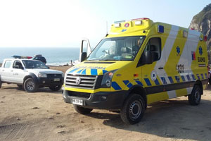 Capitanía de Puerto de Constitución ayudó en rescate a menor que había sido arrastrada por las olas
