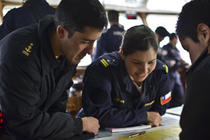 12 Brigadieres de la Escuela Naval realizaron embarco profesional a bordo del buque AP-41 "Aquiles"