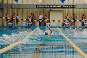 Tras dos años es reinaugurada piscina de la Escuela de Grumetes