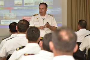 Suboficiales Mayores se reunieron con el Comandante en Jefe de la Armada