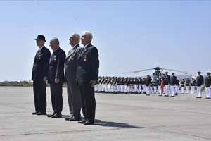 Aviación Naval conmemoró nuevo aniversario reconociendo los 40 años de la crisis del Canal Beagle