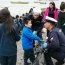 Más de 150 niños limpiaron la playa en Caleta Yaldad