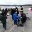  Más de 150 niños limpiaron la playa en Caleta Yaldad  
