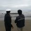Ballena de 8 metros varó en playa de Tongoy y Armada trabaja en maniobras de rescate