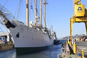 Tras 6 meses en reparaciones la “Dama Blanca” vuelve a navegar