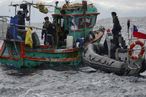 Cuarta Zona Naval capturó nueva embarcación pesquera peruana explotando recursos en Zona Económica Exclusiva Nacional