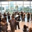 Bandas de la Academia Politécnica Naval realizaron intervención urbana en malls viñamarinos
