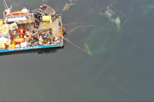 Peritajes submarinos de Barcaza Navsur IV logran 30 por ciento de avance