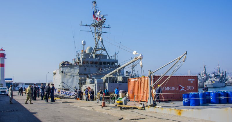 BASE NAVAL - Barcazas Tipo Batral LST-91 Maipo,LST-92 Rancagua y LST-95 ...