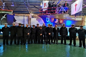 Tercera Zona Naval colabora en carro alegórico para carnaval de invierno de Punta Arenas Tercera Zona Naval colabora en carro alegórico para carnaval de invierno de Punta Arenas