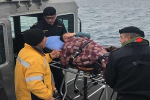 Armada realizó dos evacuaciones médicas de urgencia desde Chile Chico a Puerto Ibáñez Armada realizó dos evacuaciones médicas de urgencia desde Chile Chico a Puerto Ibáñez