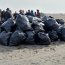  2 toneladas de basura retiró personal de la Capitanía de Puerto de Lirquén en limpieza de playas  